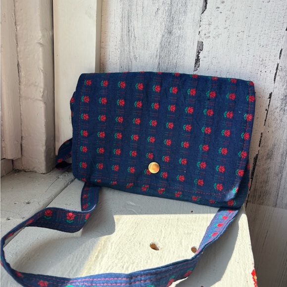 Xstravagance designs Other - Stylish Blue and Red Patterned Men's Bag